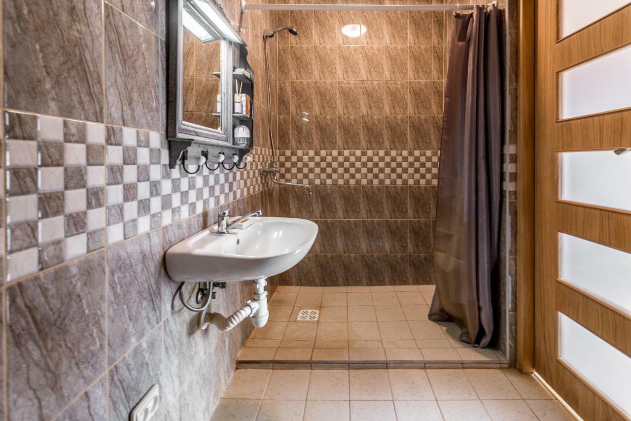 Edmart Villa Dobromisle Екстериор снимка